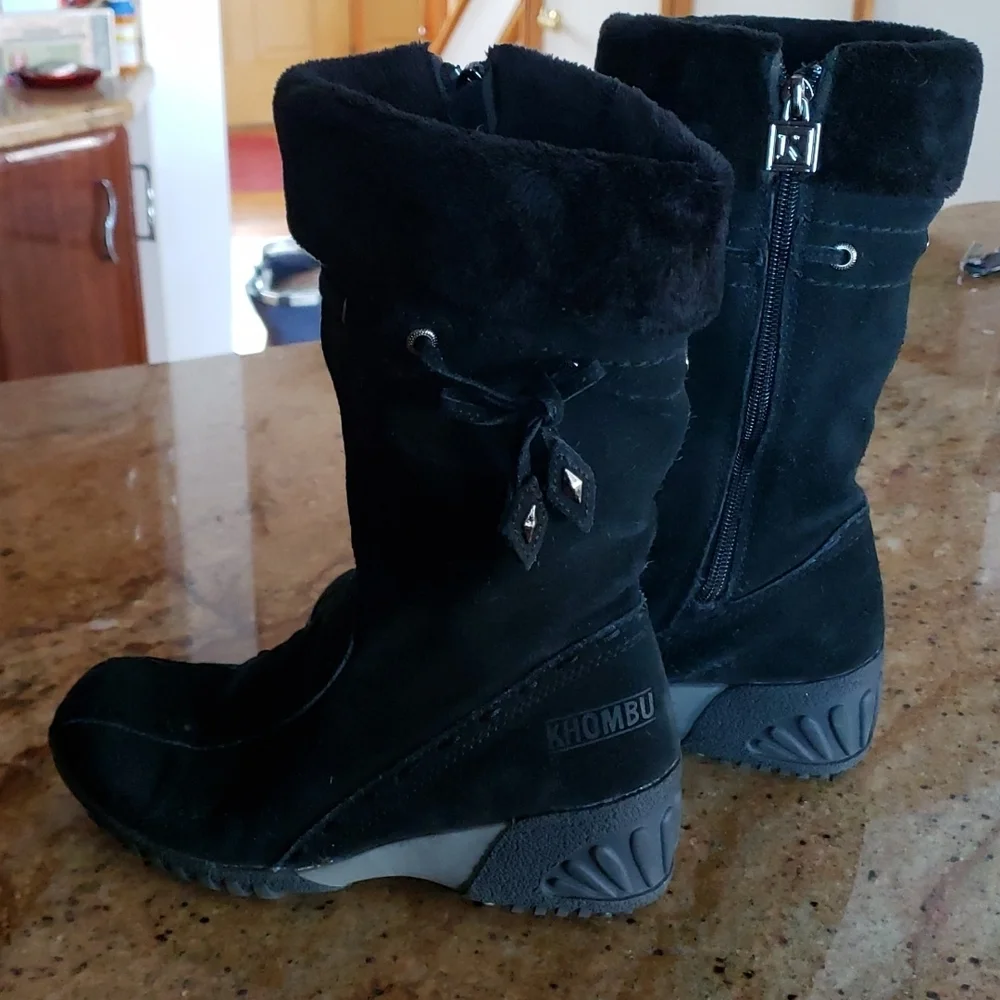 KHOMBU ALLANA SUEDE LEATHER WINTER BOOTS LINED SIDE ZIPPER SIZE 7M BLACK
